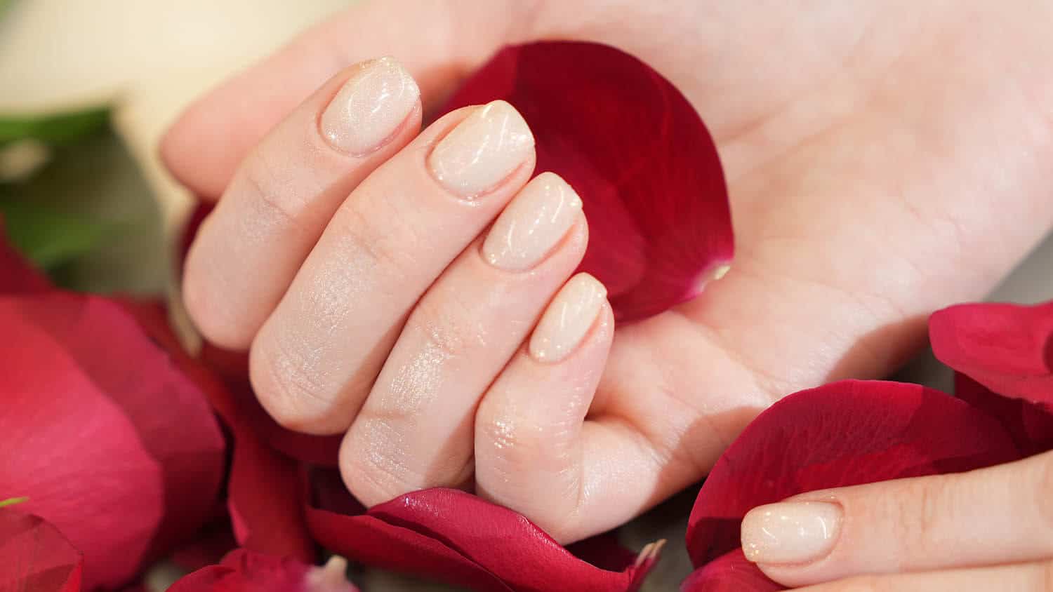 تصفيح الأظافر بدون حساسية للجلد